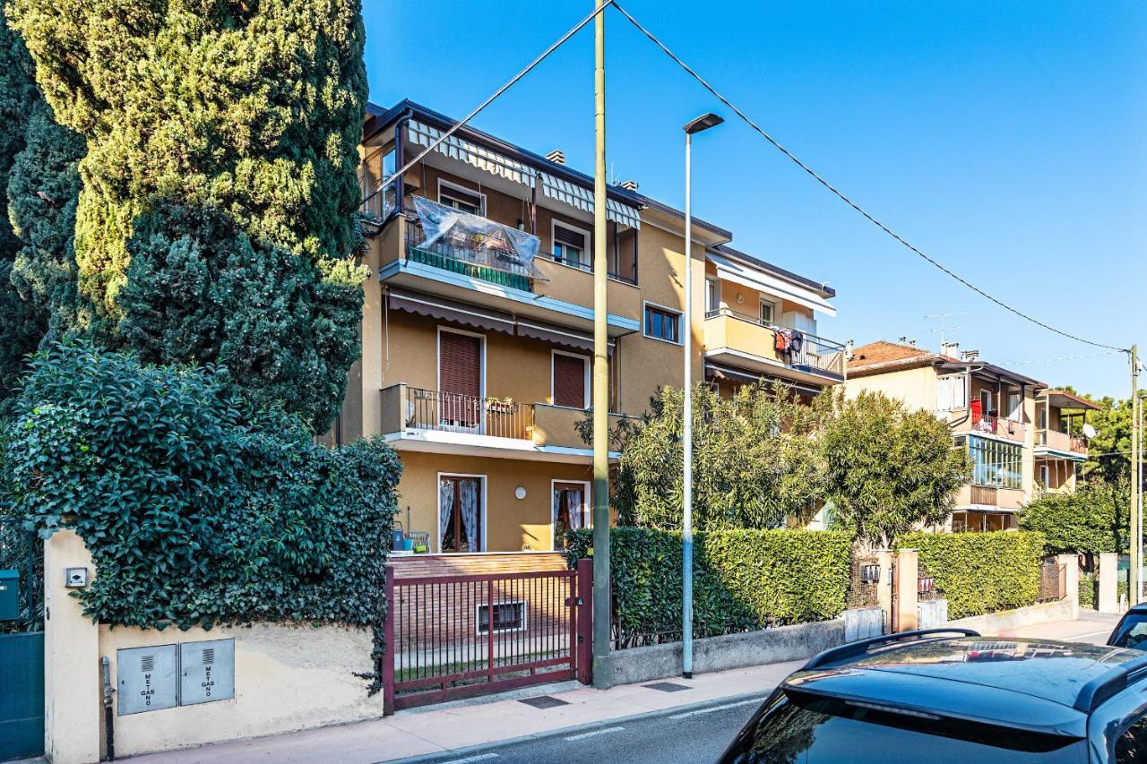 La Magnolia 2 Apartment By Wonderful Italy Дезенцано-дель-Гарда Экстерьер фото